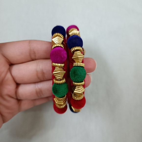 2 pair bangles set - Picture 3 of 5